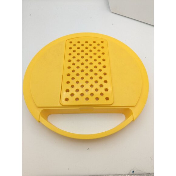 Vintage Tupperware Kitchen Work Unit 1986 Chop, Slice and Grate Incomplete #2 - Picture 3 of 9